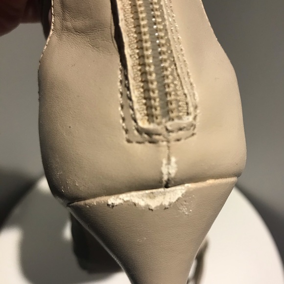 Cream heels - Picture 5 of 6